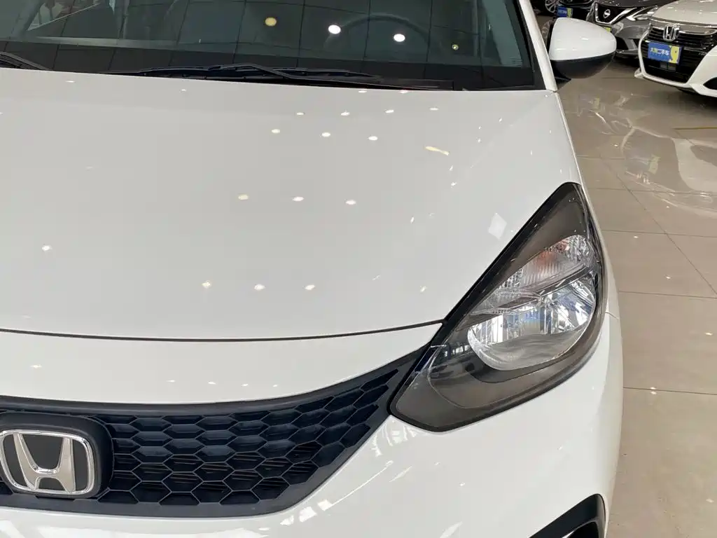Honda Fit — миниатюра 12