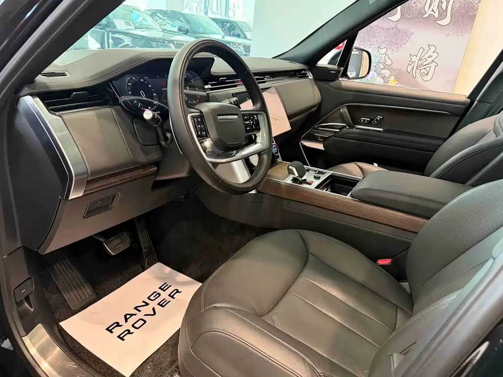 Land Rover Range Rover — миниатюра 7