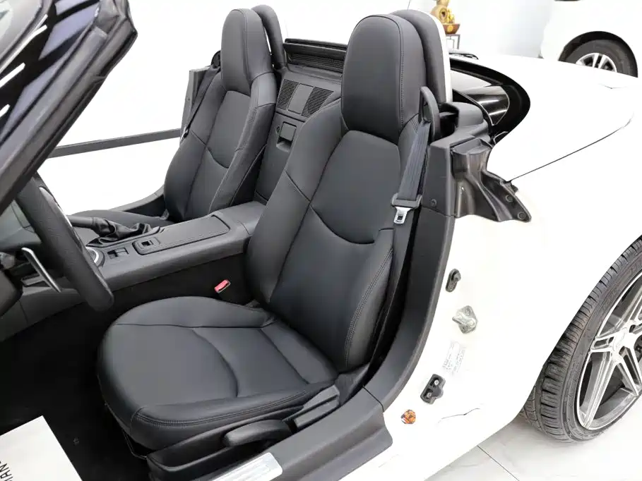 Mazda MX-5 — миниатюра 10