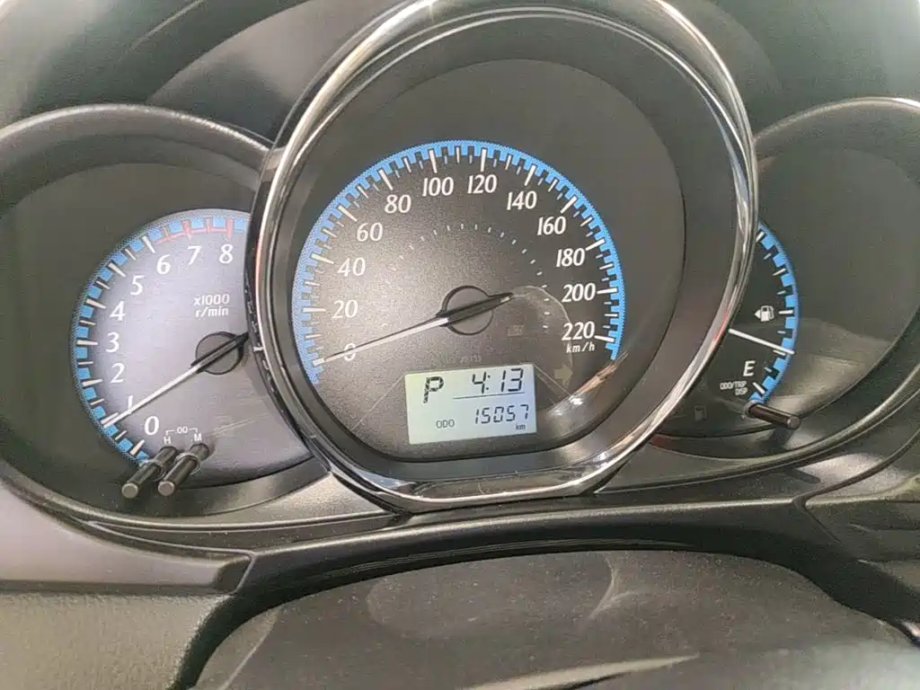 Toyota Yaris L — миниатюра 12