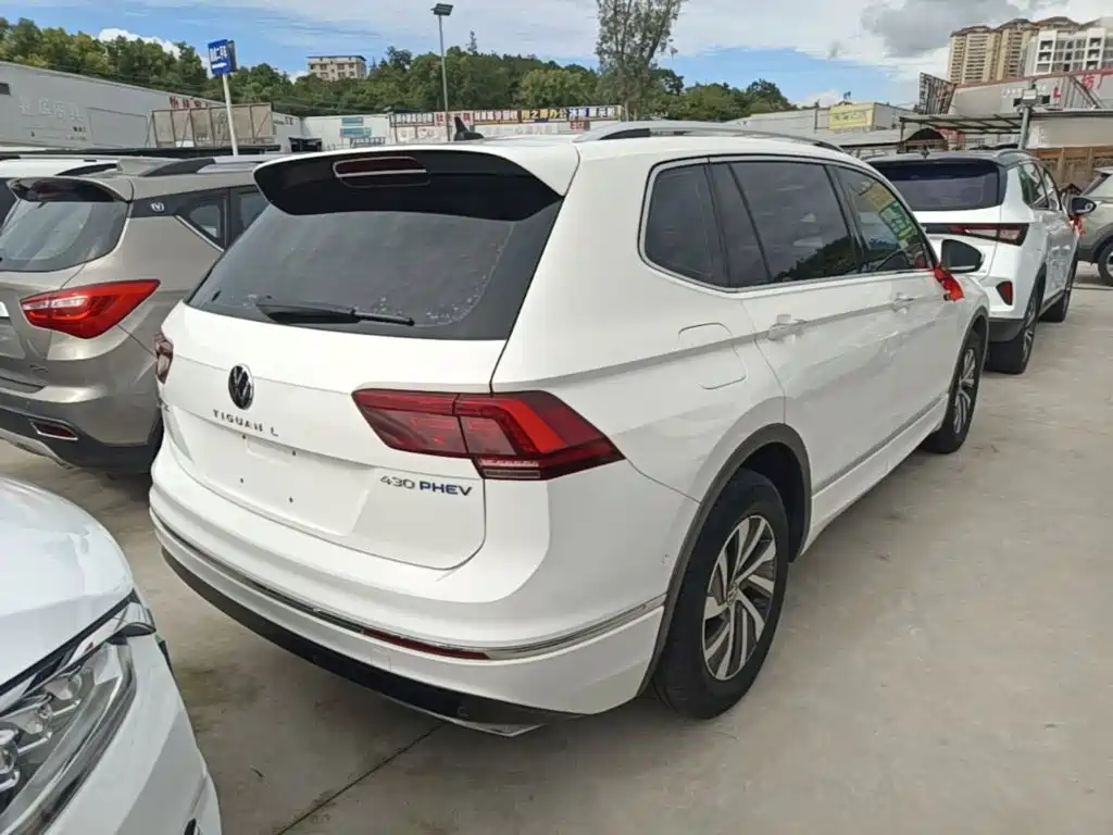 Volkswagen Tiguan L PHEV — миниатюра 7