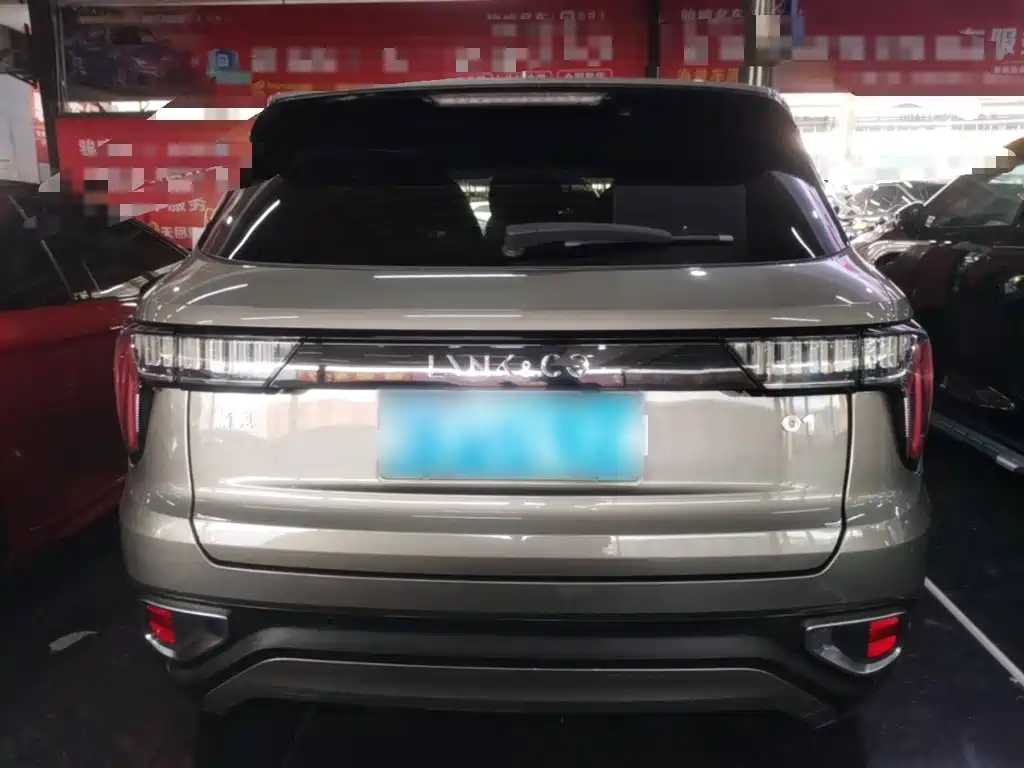 Lynk & Co 01 — миниатюра 6
