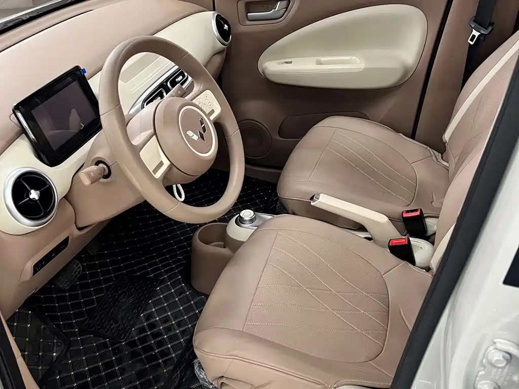 Wuling MINIEV — миниатюра 8