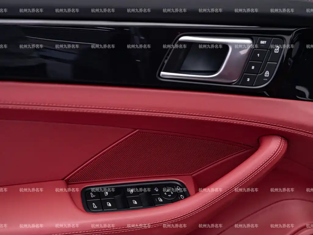 Porsche Panamera — миниатюра 21