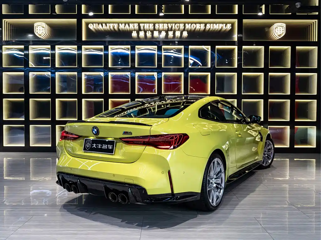 BMW M4 — миниатюра 6