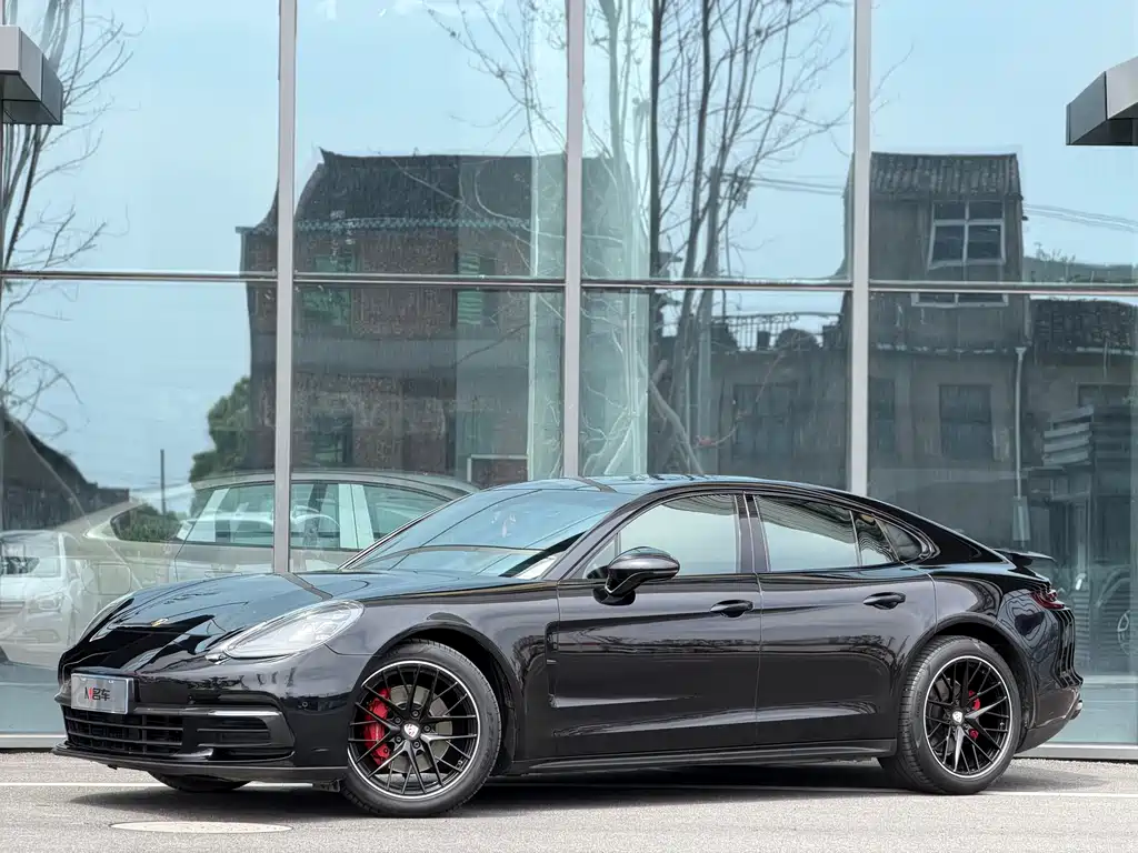 Porsche Panamera 2018