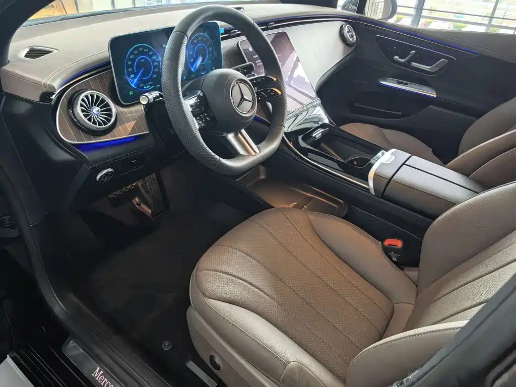 Mercedes-Benz EQE 2025 500 4MATIC