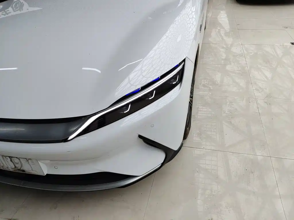 BYD Han — миниатюра 18