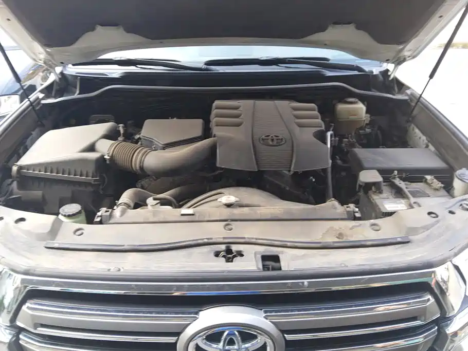 Toyota Land Cruiser — миниатюра 10