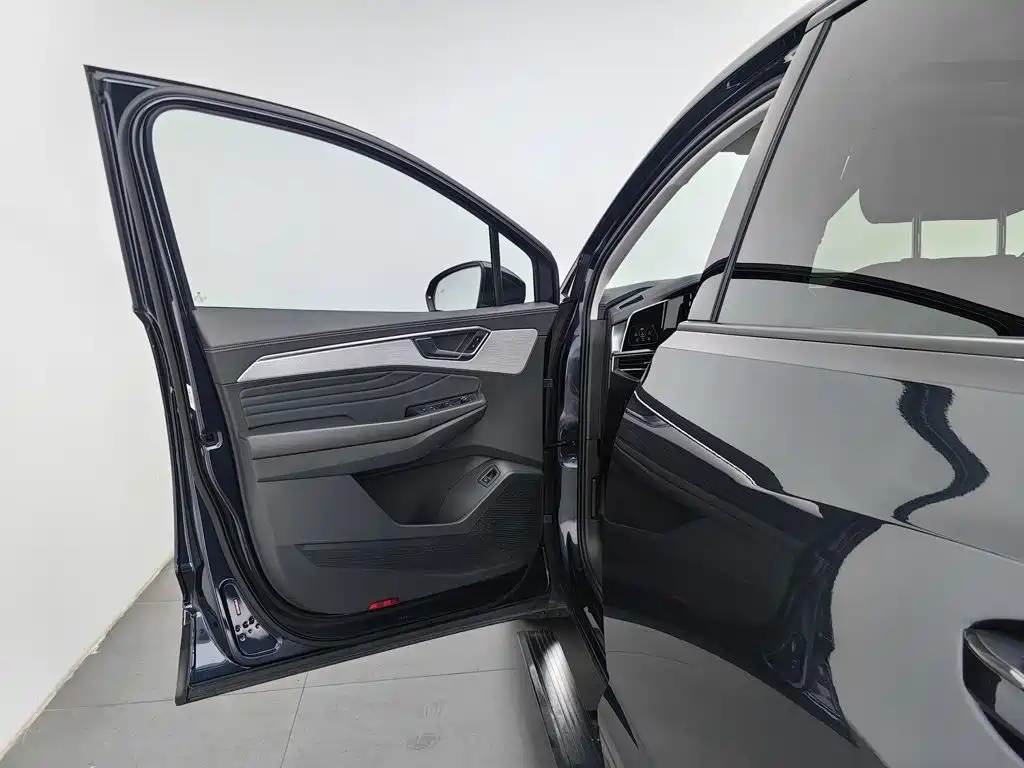 Volkswagen Talagon — миниатюра 8