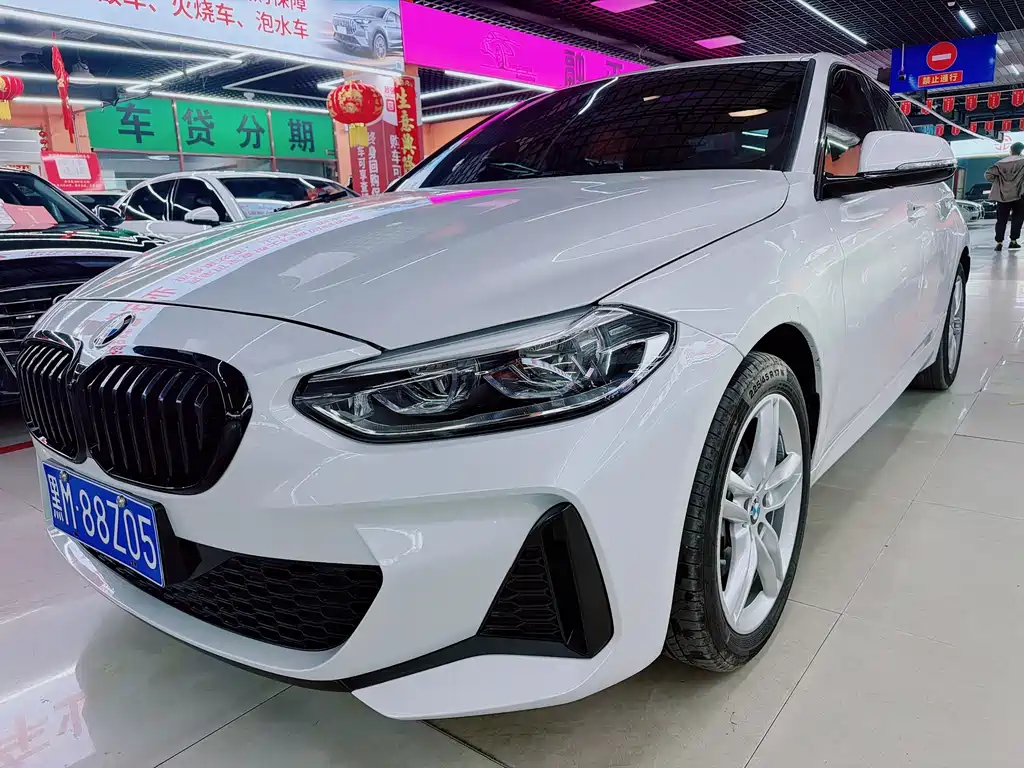BMW 1 Series 2021