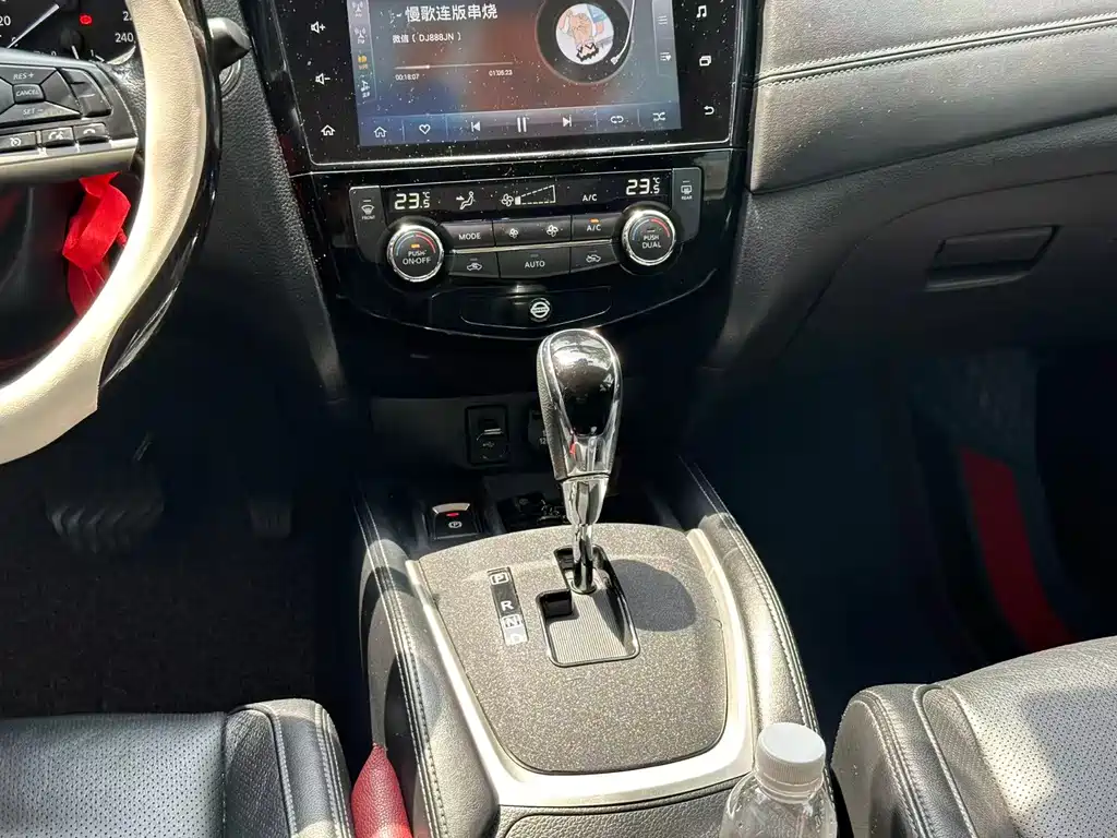 Nissan X-Trail — миниатюра 14