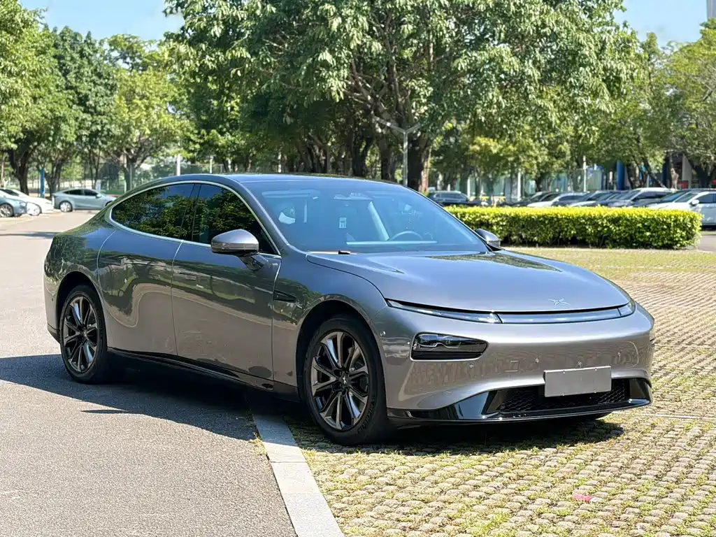 XPeng P7 — миниатюра 3