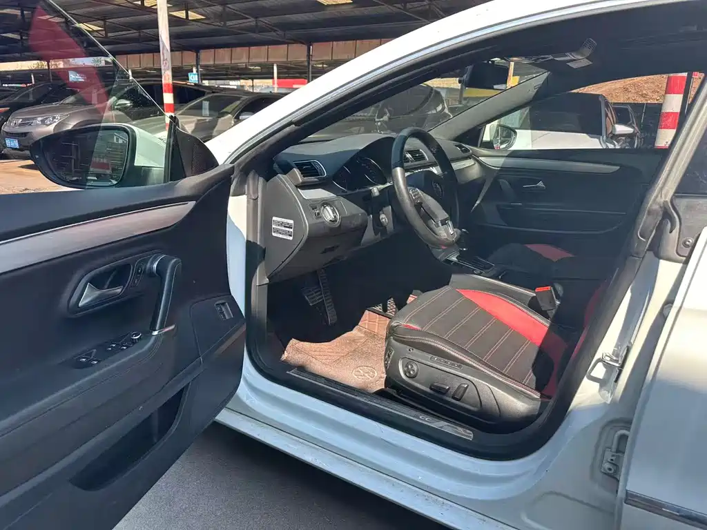 Volkswagen CC — миниатюра 7