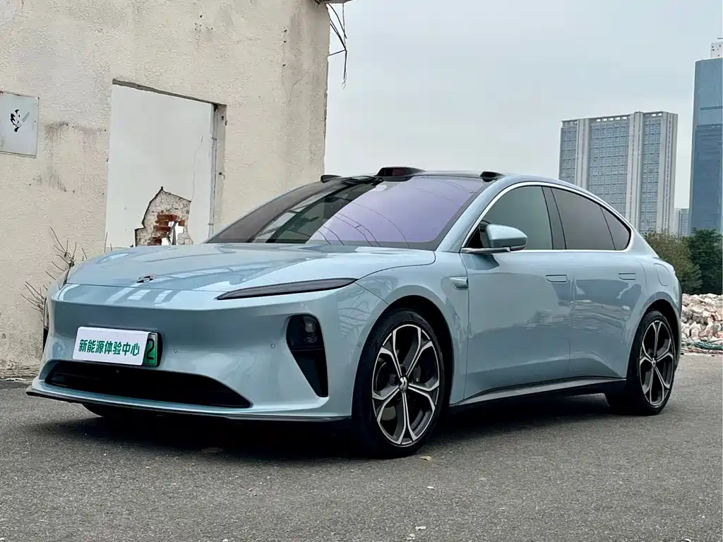 NIO NIO ET5
