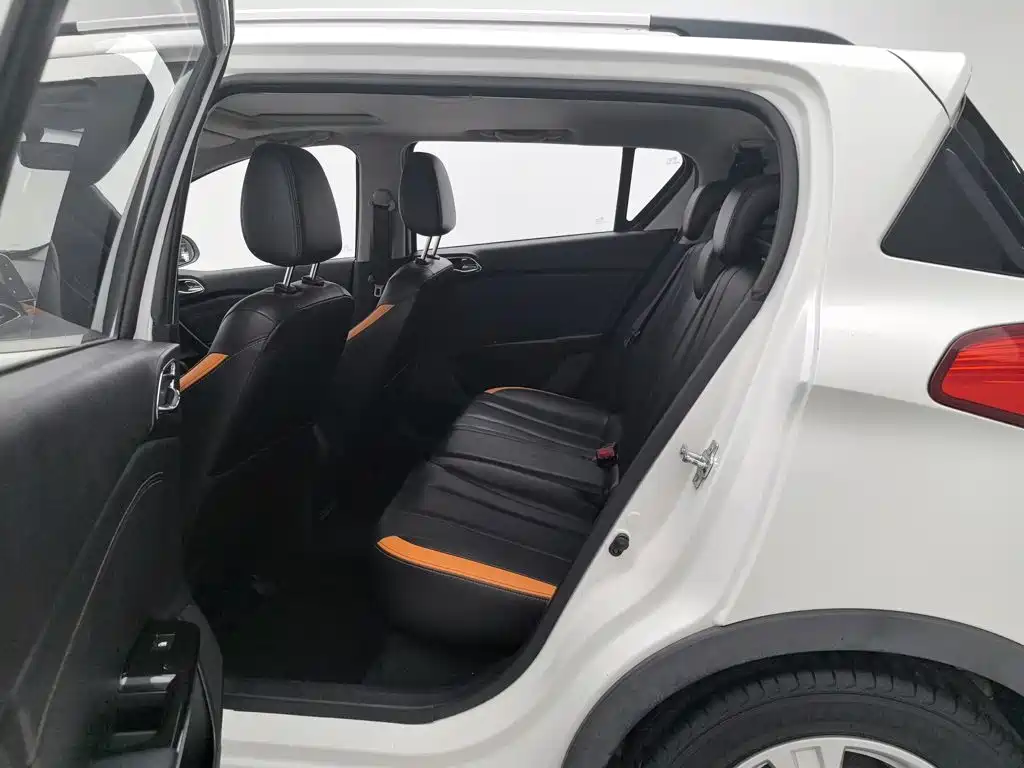 Baojun 310 — миниатюра 15