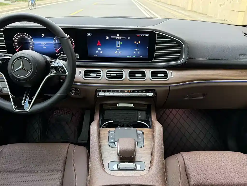 Mercedes-Benz GLE (Import) — миниатюра 14