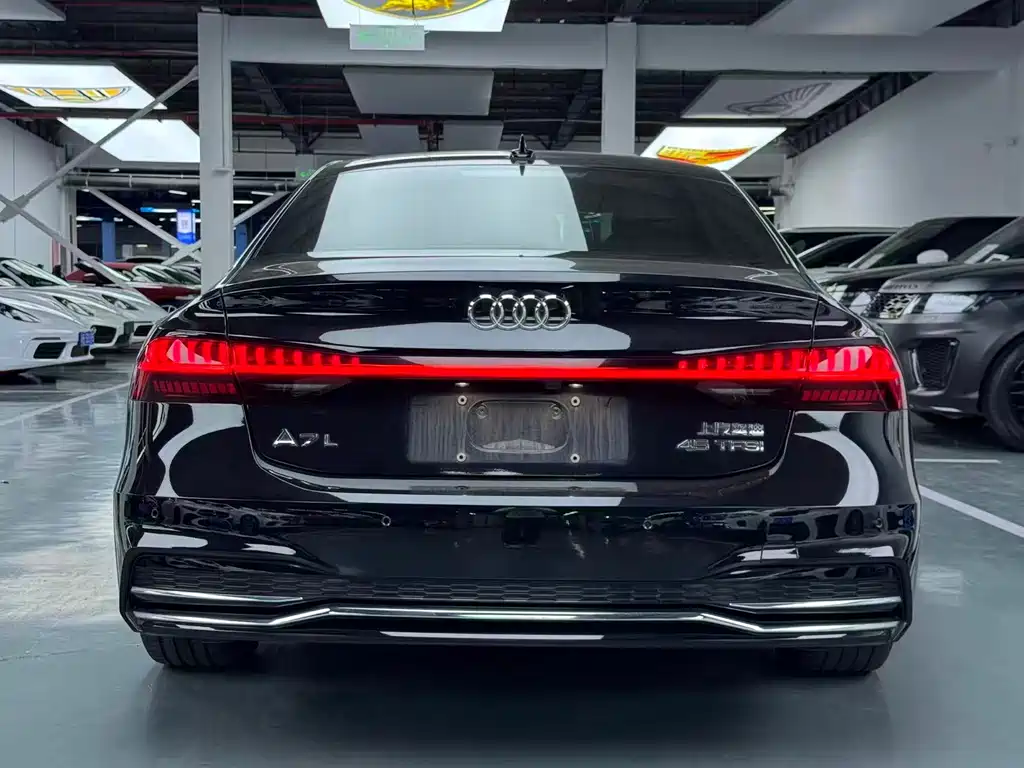Audi A7L — миниатюра 17