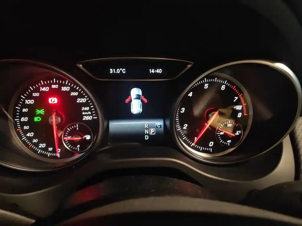 Mercedes-Benz GLA — миниатюра 12