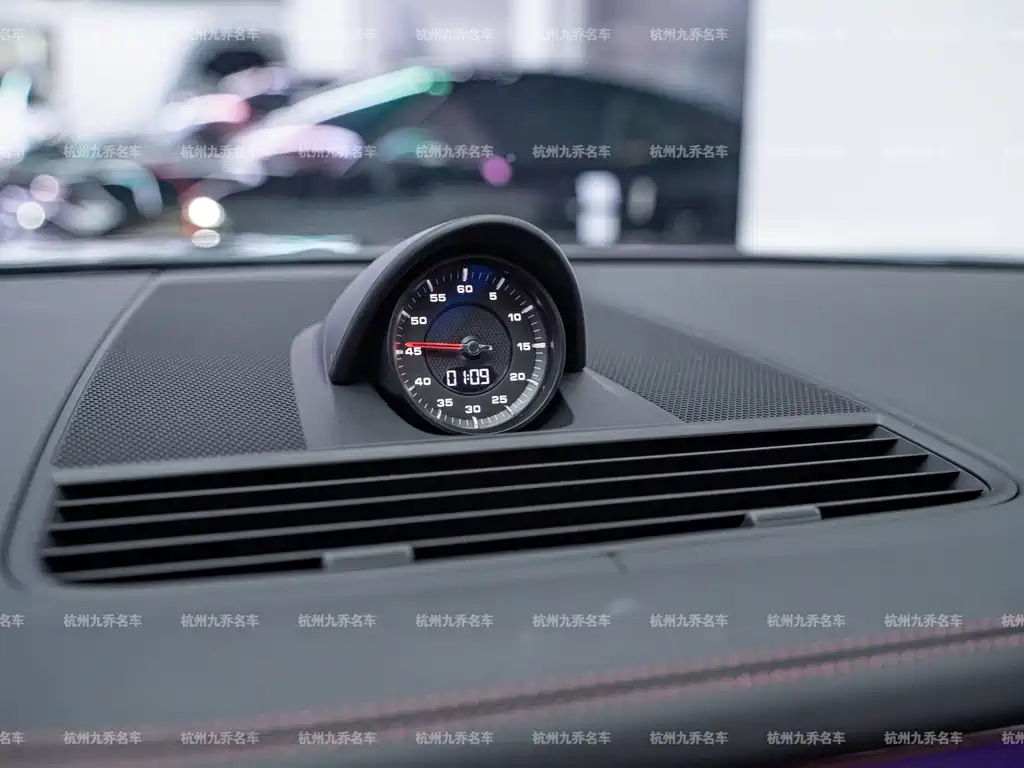 Porsche Panamera — миниатюра 24