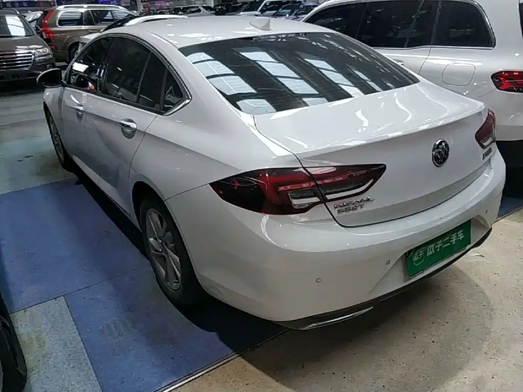 Buick Regal — миниатюра 5
