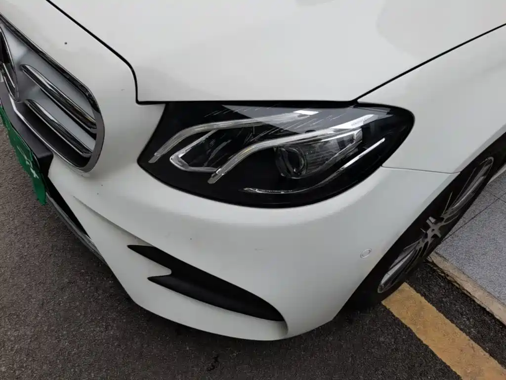 Mercedes-Benz E-Class — миниатюра 24