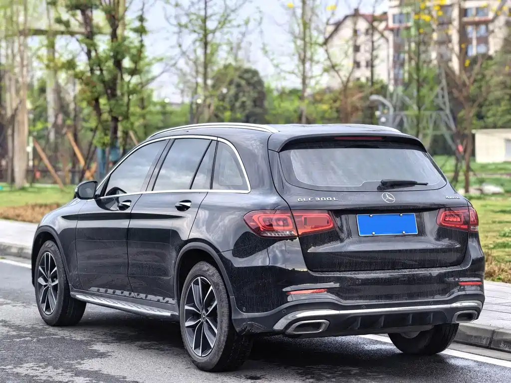 Mercedes-Benz GLC — миниатюра 9