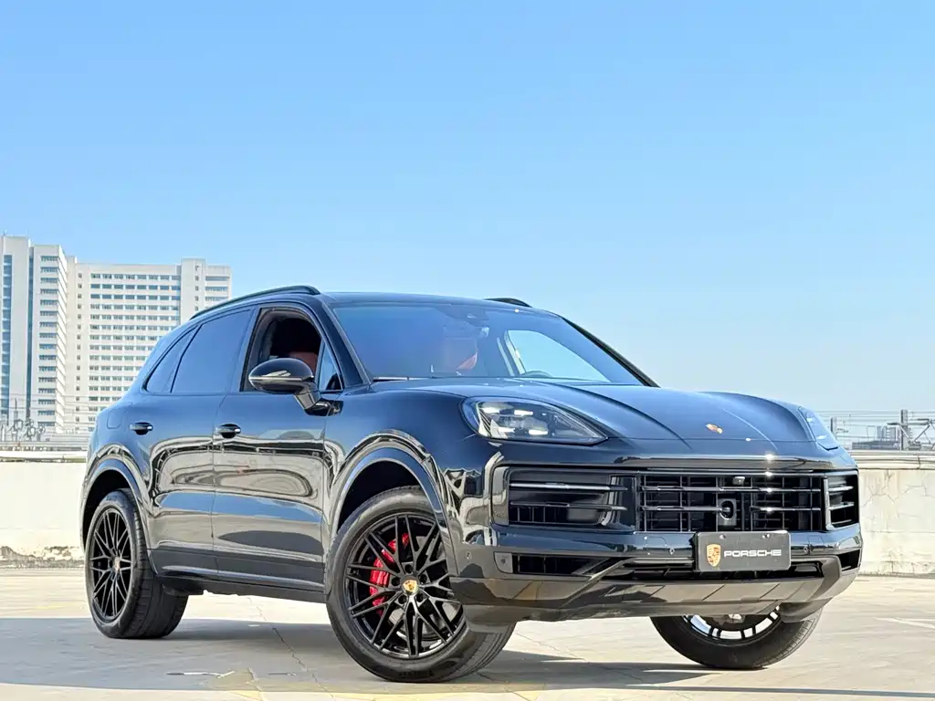 Porsche Cayenne — миниатюра 3
