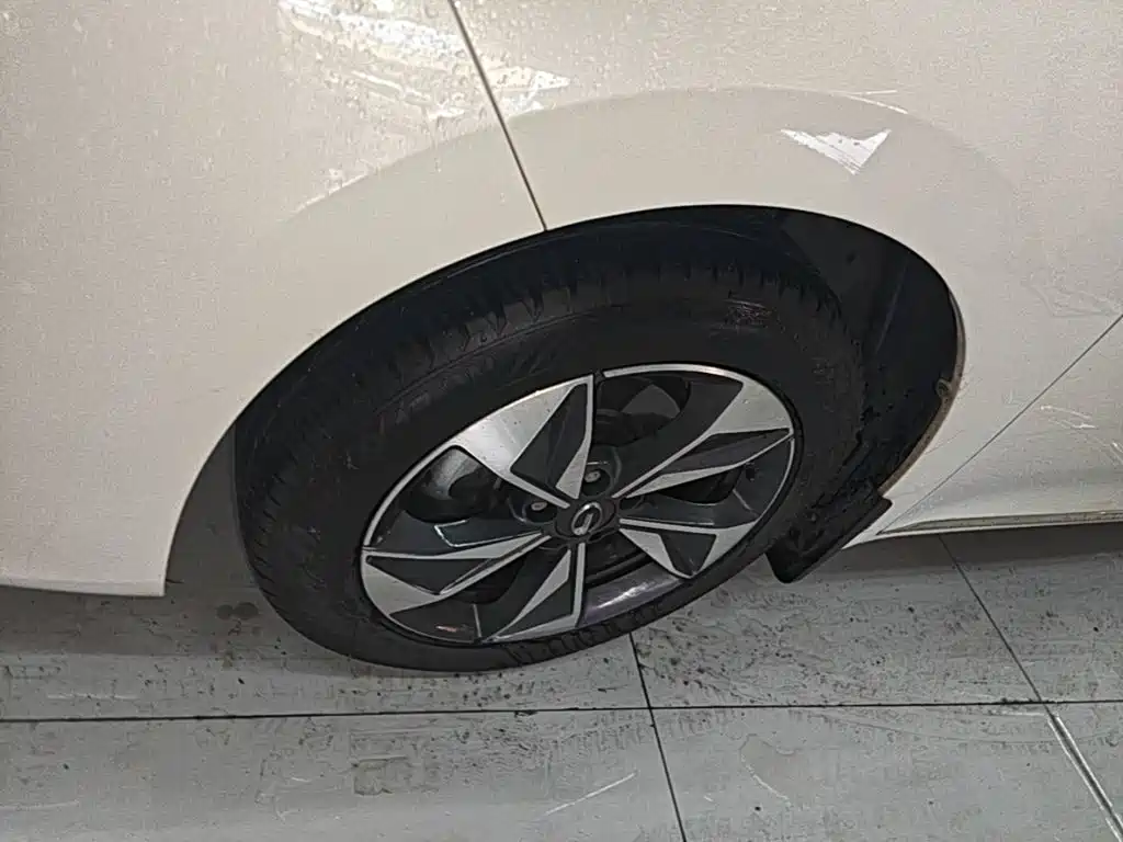 GAC Motor Trumpchi M6 — миниатюра 23