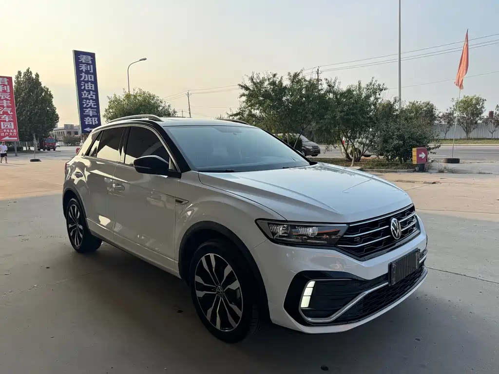 Volkswagen T-Roc — миниатюра 3