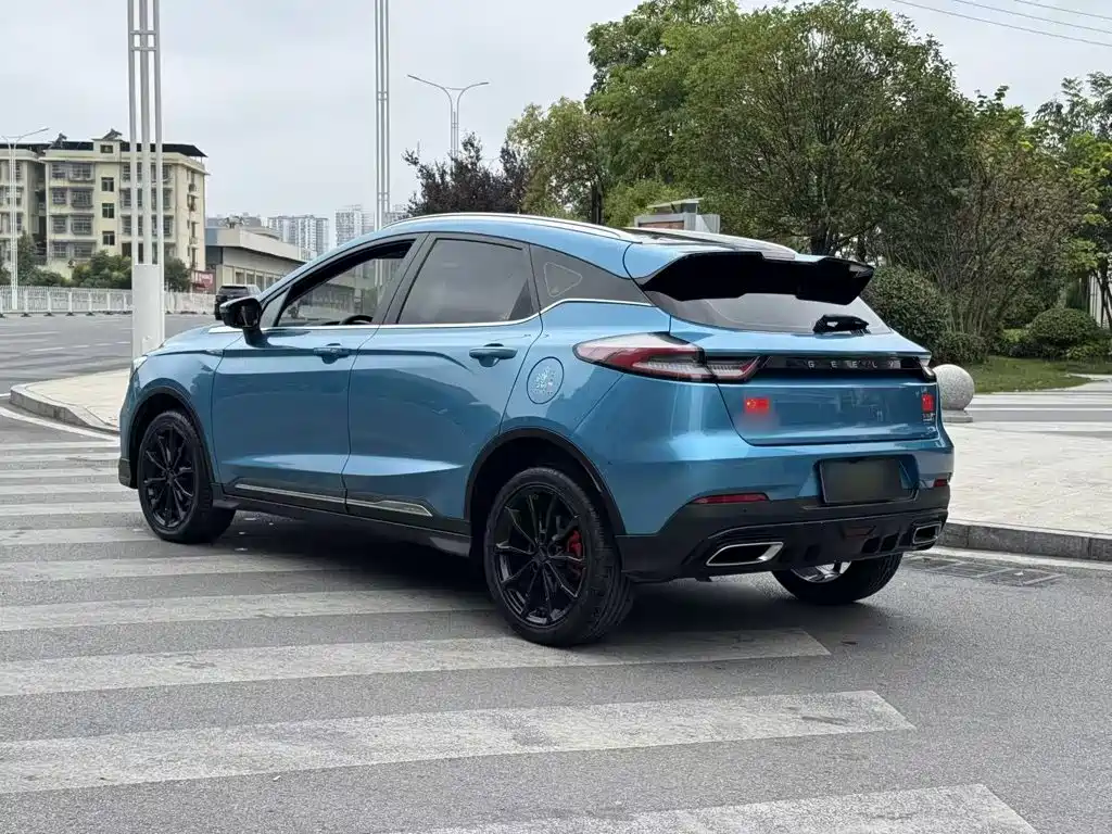 Geely Emgrand S — миниатюра 5