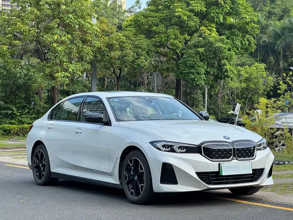 BMW i3 — миниатюра 3