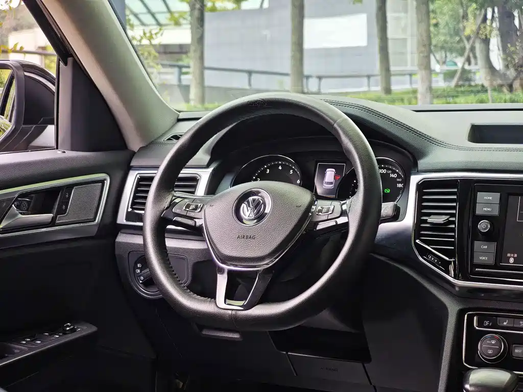 Volkswagen Teramont — миниатюра 12