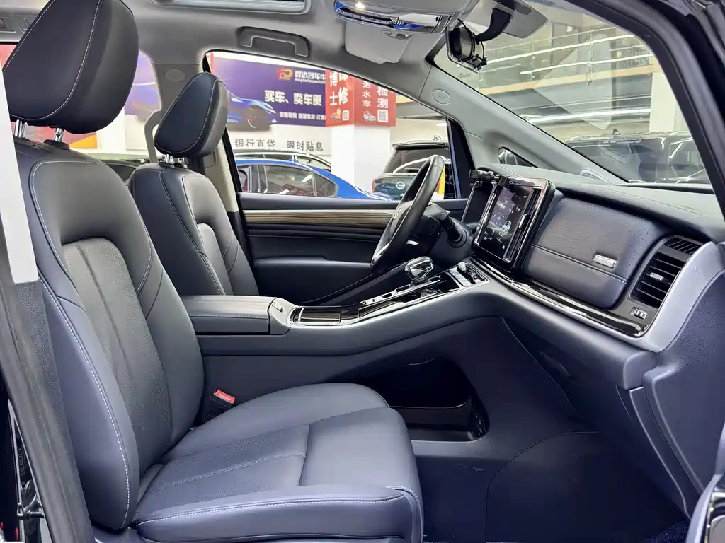 GAC Motor Trumpchi M8 — миниатюра 4