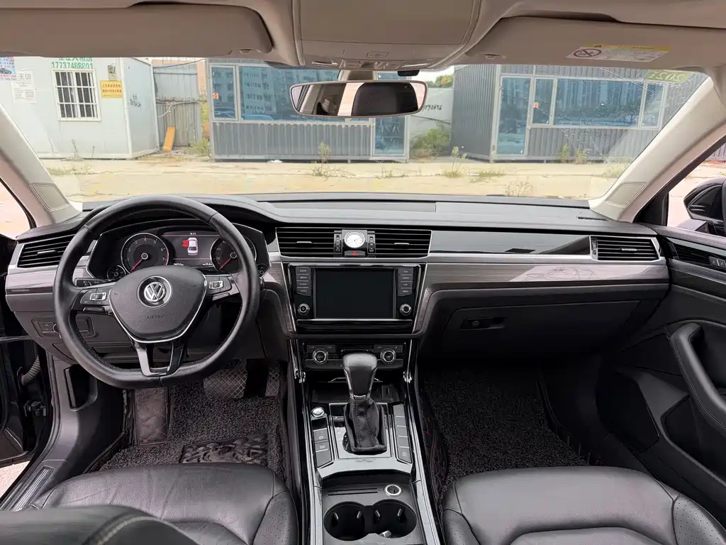 Volkswagen Phideon — миниатюра 5