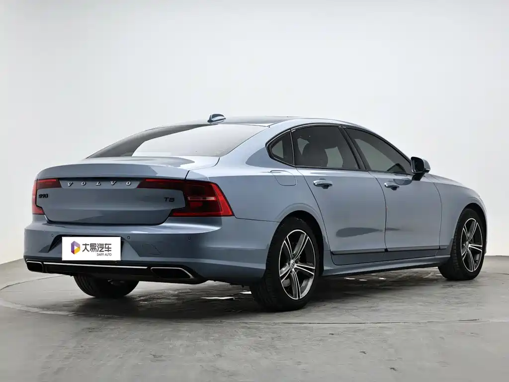 Volvo S90 — миниатюра 3