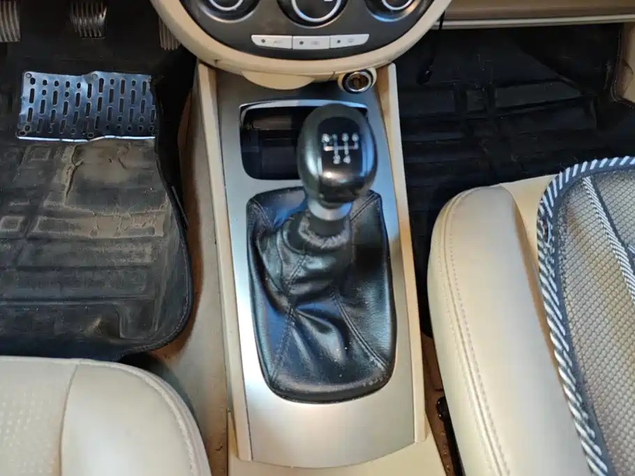 Buick Excelle — миниатюра 16