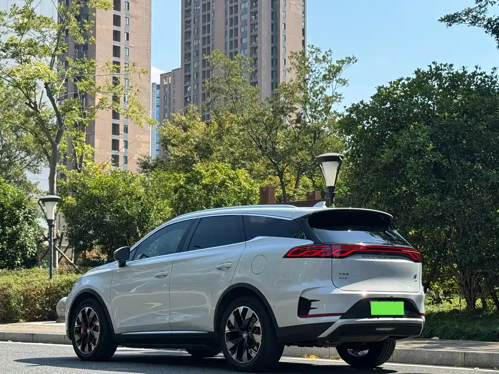 BYD Tang New Energy — миниатюра 11