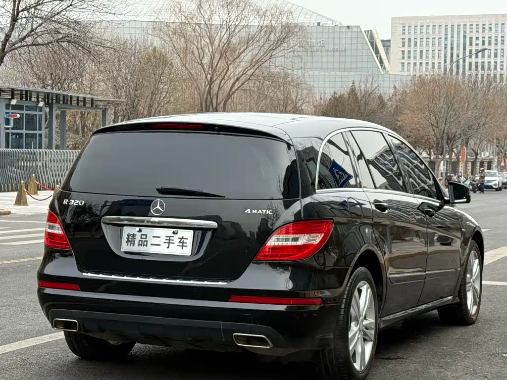 MERCEDES-BENZ R CLASS