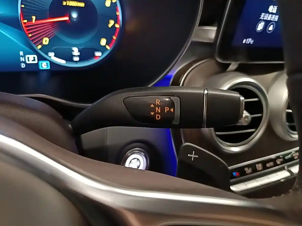 Mercedes-Benz GLC — миниатюра 14