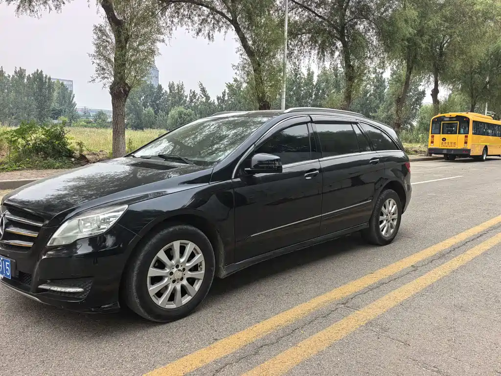 Mercedes-Benz R-Class