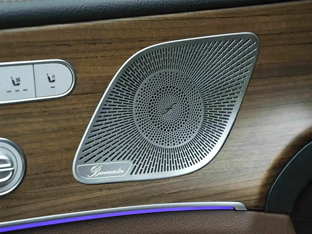 Mercedes-Benz GLS — миниатюра 17