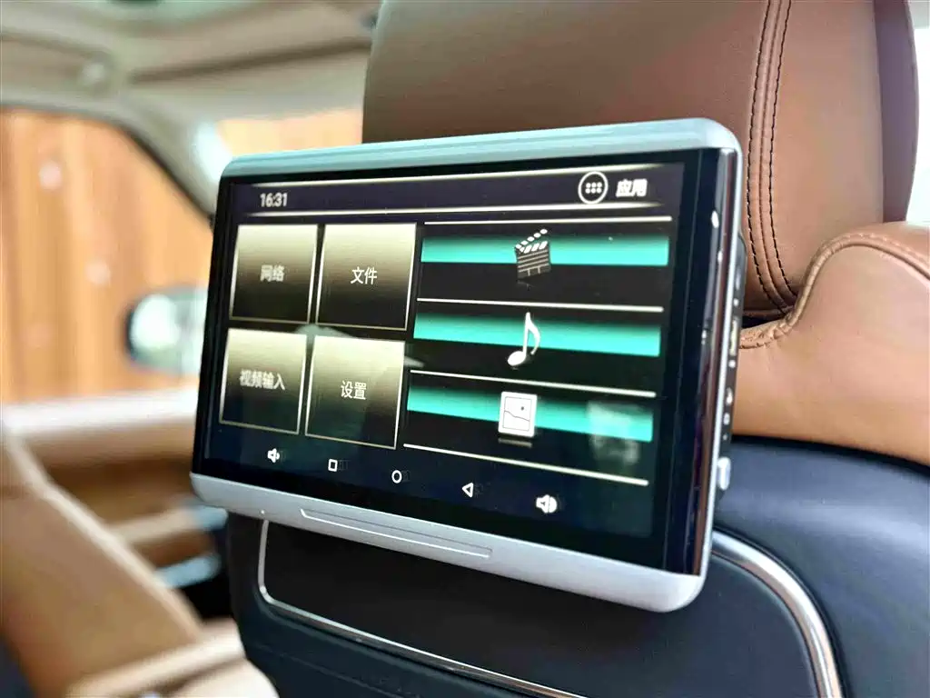 Land Rover Range Rover — миниатюра 15