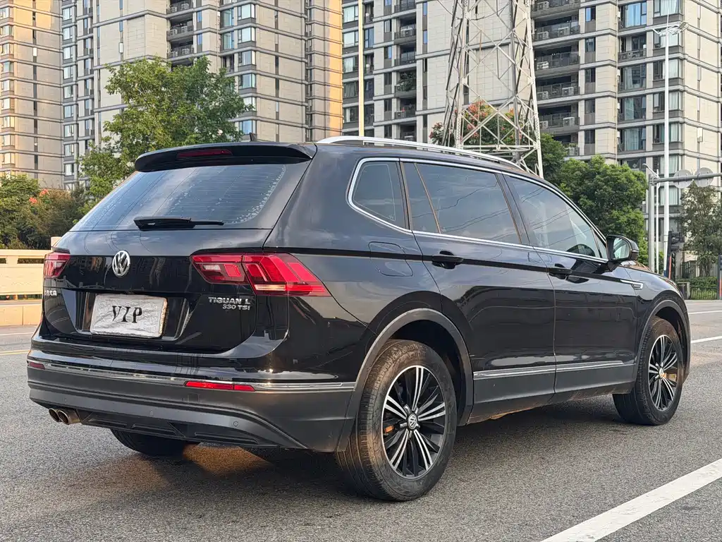 Volkswagen Tiguan L — миниатюра 4
