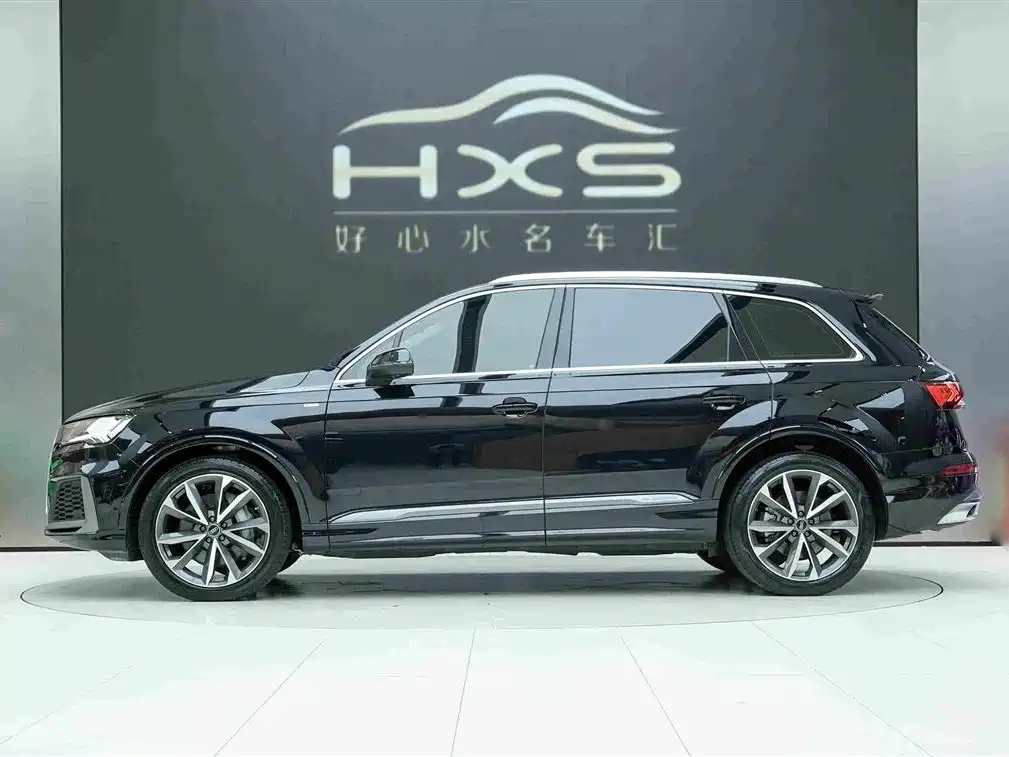 Audi Q7 — миниатюра 3