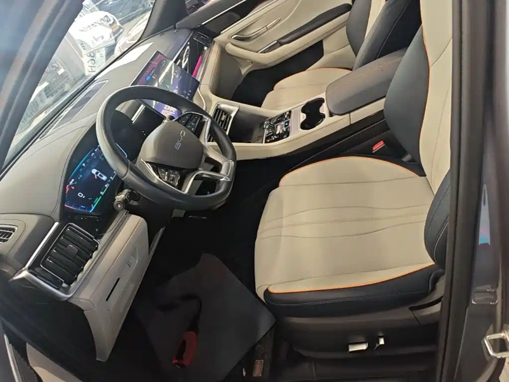 BYD PLUS New Energy — миниатюра 15