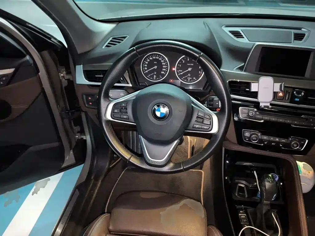 BMW X1 — миниатюра 6