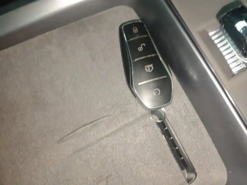 BYD Seal — миниатюра 9