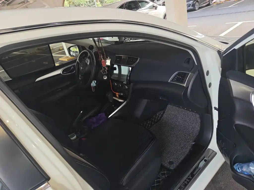 Nissan Sylphy — миниатюра 18