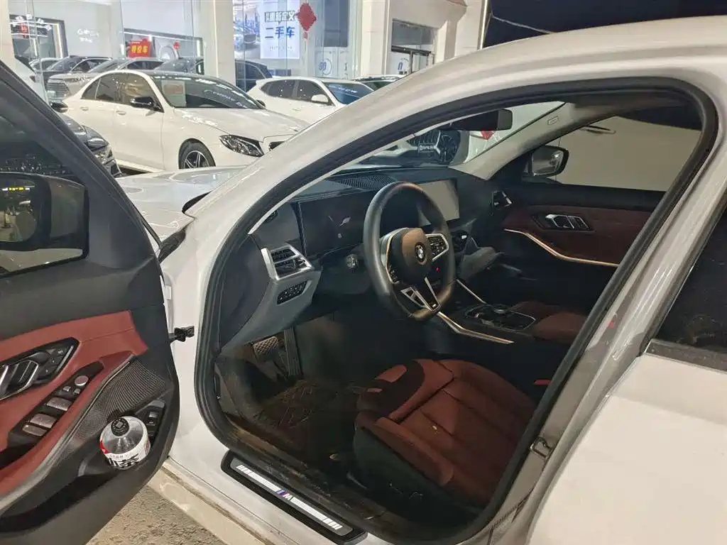 BMW 3 Series — миниатюра 9